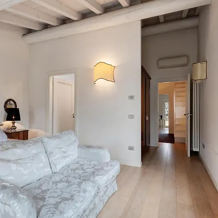 New Romeo E Giulietta Loft *